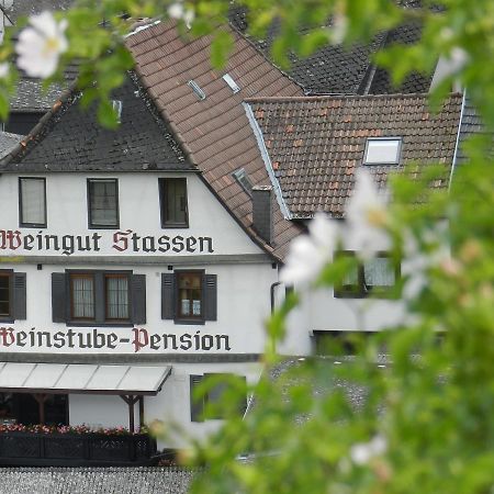 Weingut Stassen Hotel Oberheimbach Eksteriør billede