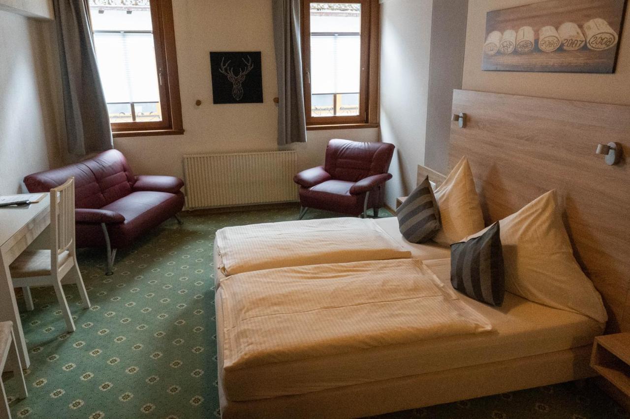 Weingut Stassen Hotel Oberheimbach Eksteriør billede