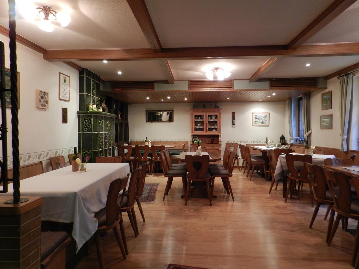 Weingut Stassen Hotel Oberheimbach Eksteriør billede